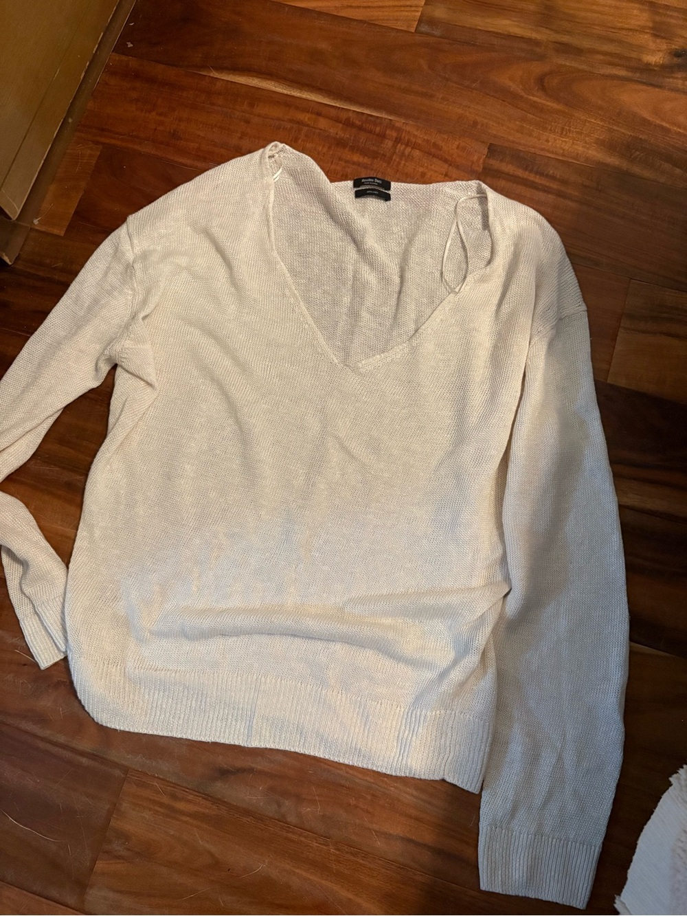 Massimo Dutti 100% Linen Cream V Neck Lightweight Knit Sweater (1497)